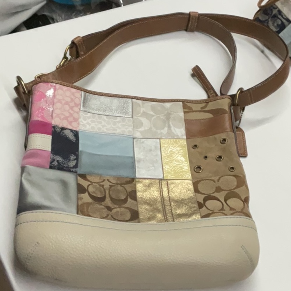 Coach Y2K 🤎💙 Multicolor Shoulder Bag W/Patchwork Design EUC - Picture 2 of 11
